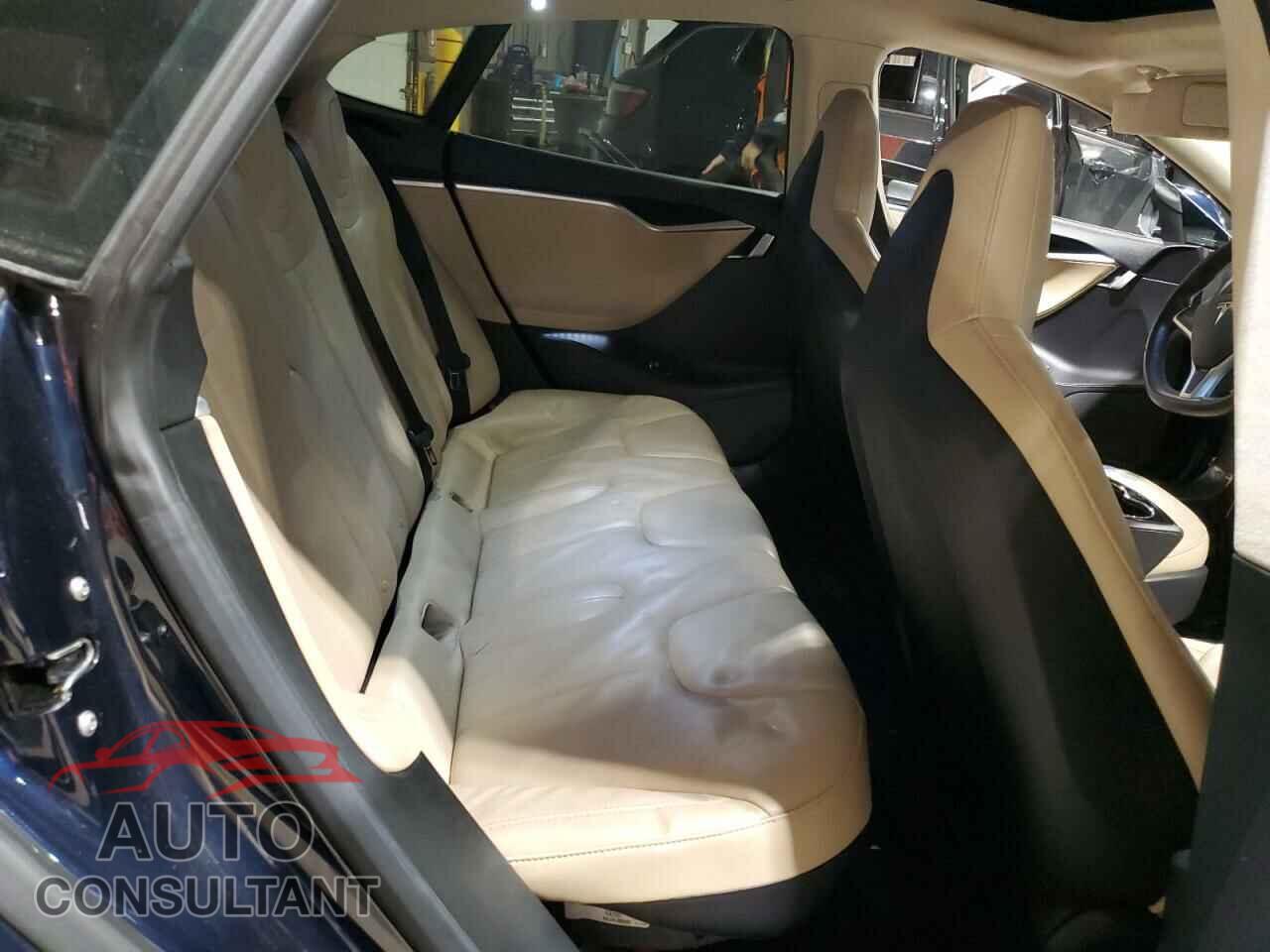 TESLA MODEL S 2013 - 5YJSA1CN7DFP19594