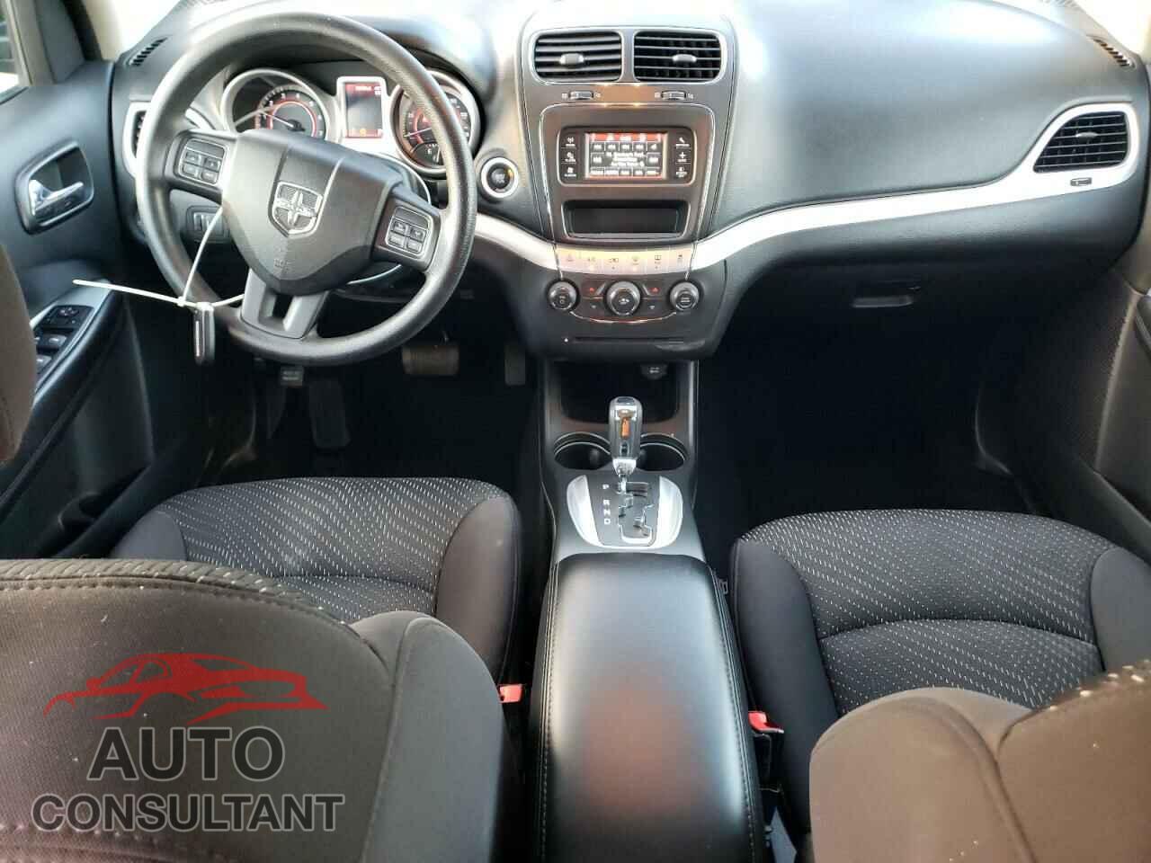 DODGE JOURNEY 2013 - 3C4PDCBG1DT655890