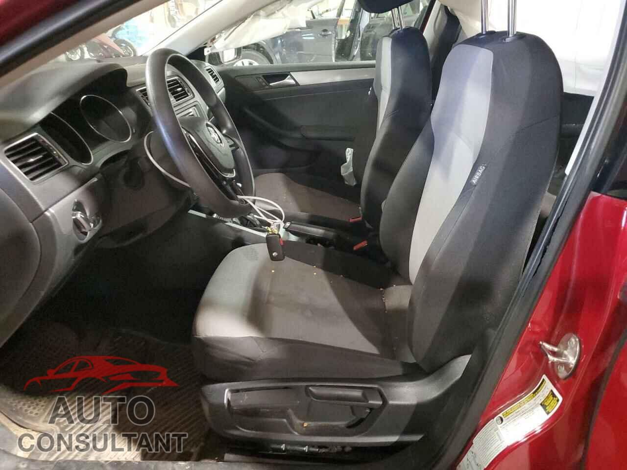 VOLKSWAGEN JETTA 2017 - 3VW2B7AJ0HM212471