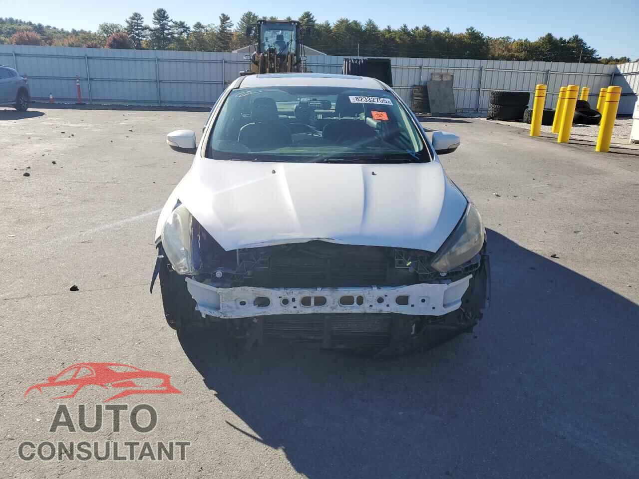 FORD FOCUS 2015 - 1FADP3F27FL310635