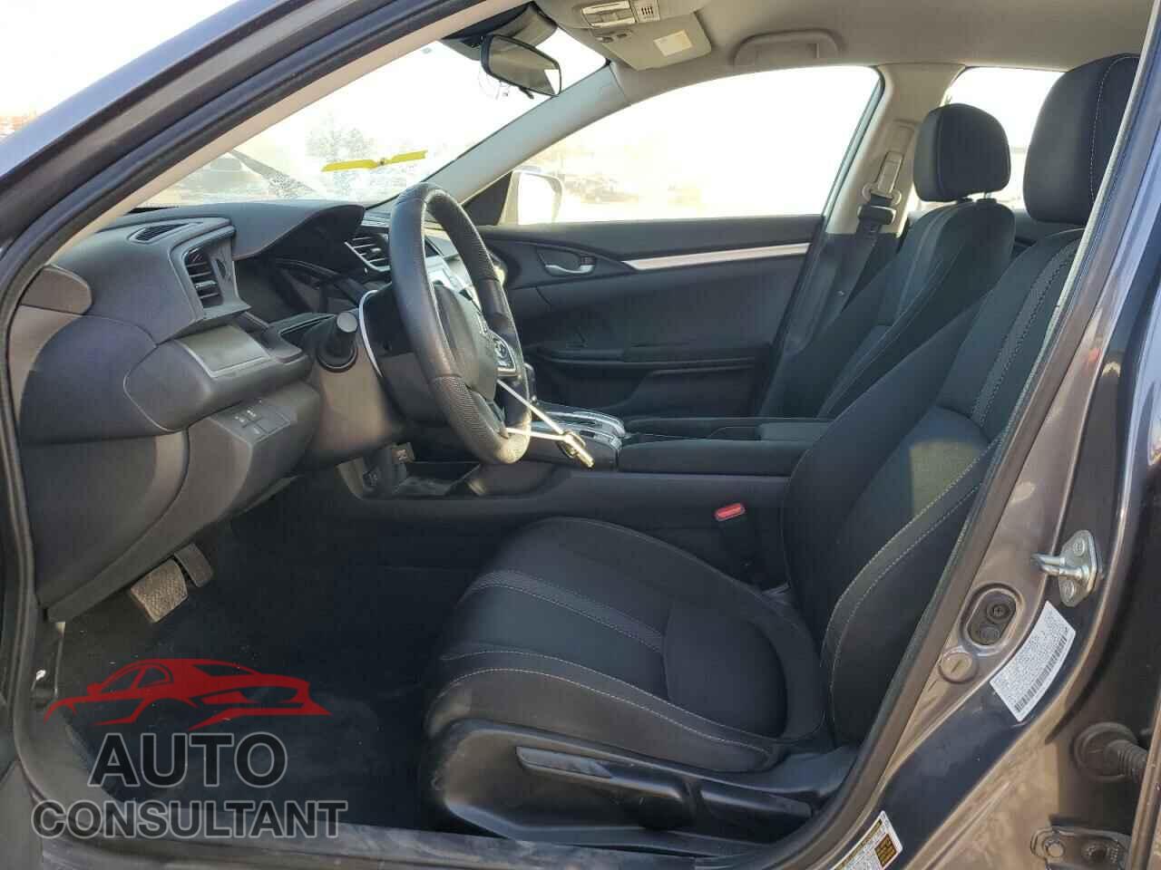 HONDA CIVIC 2019 - 2HGFC2F66KH584588