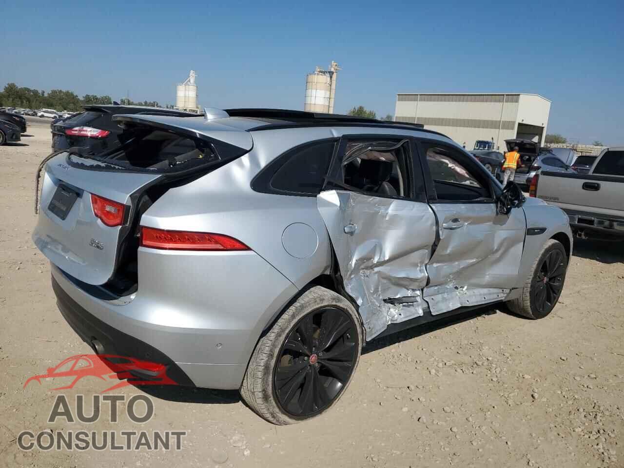 JAGUAR F-PACE 2017 - SADCL2BV8HA898625
