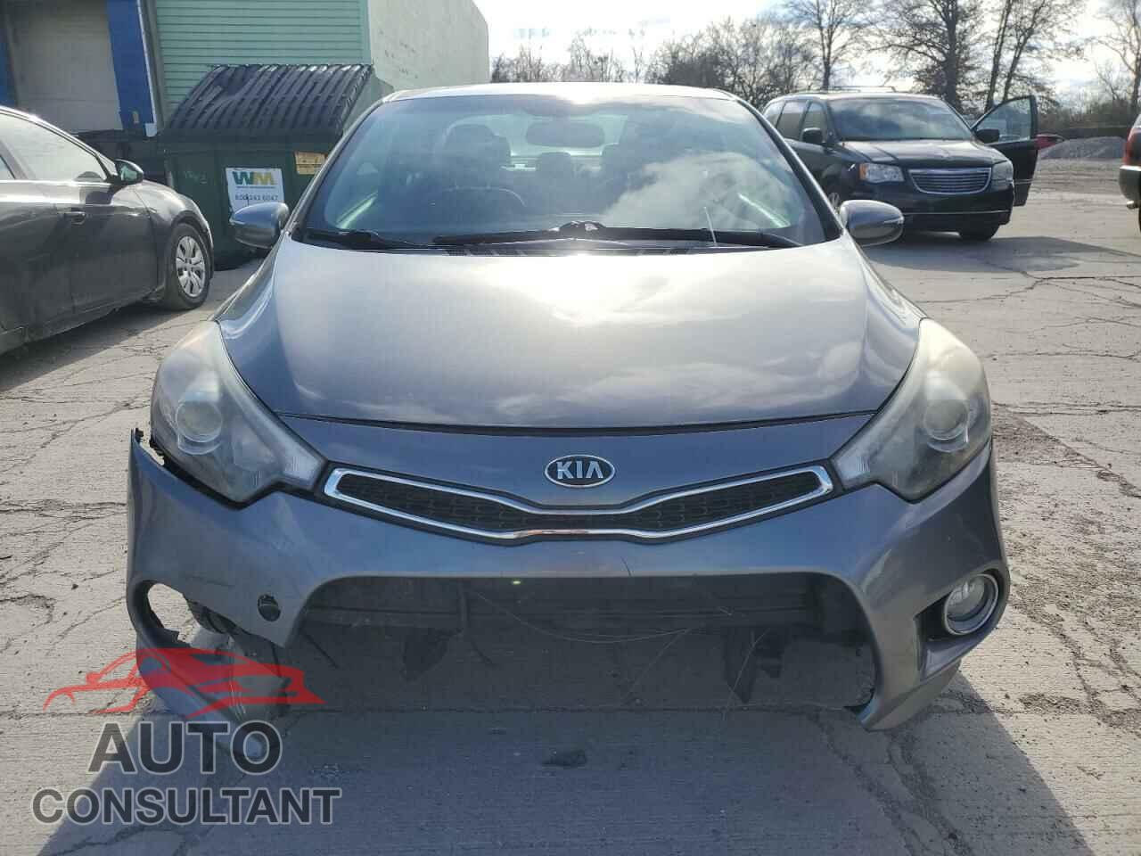 KIA FORTE 2015 - KNAFX6A84F5348406