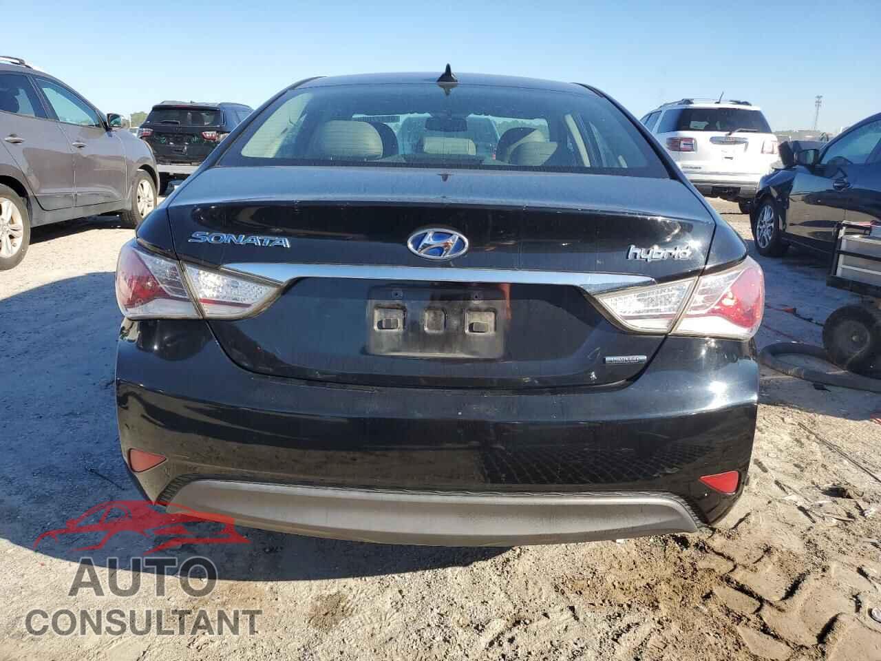 HYUNDAI SONATA 2013 - KMHEC4A41DA099803