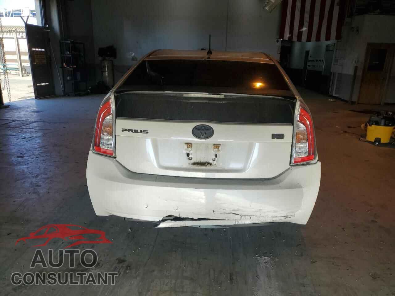 TOYOTA PRIUS 2014 - JTDKN3DU0E1827992
