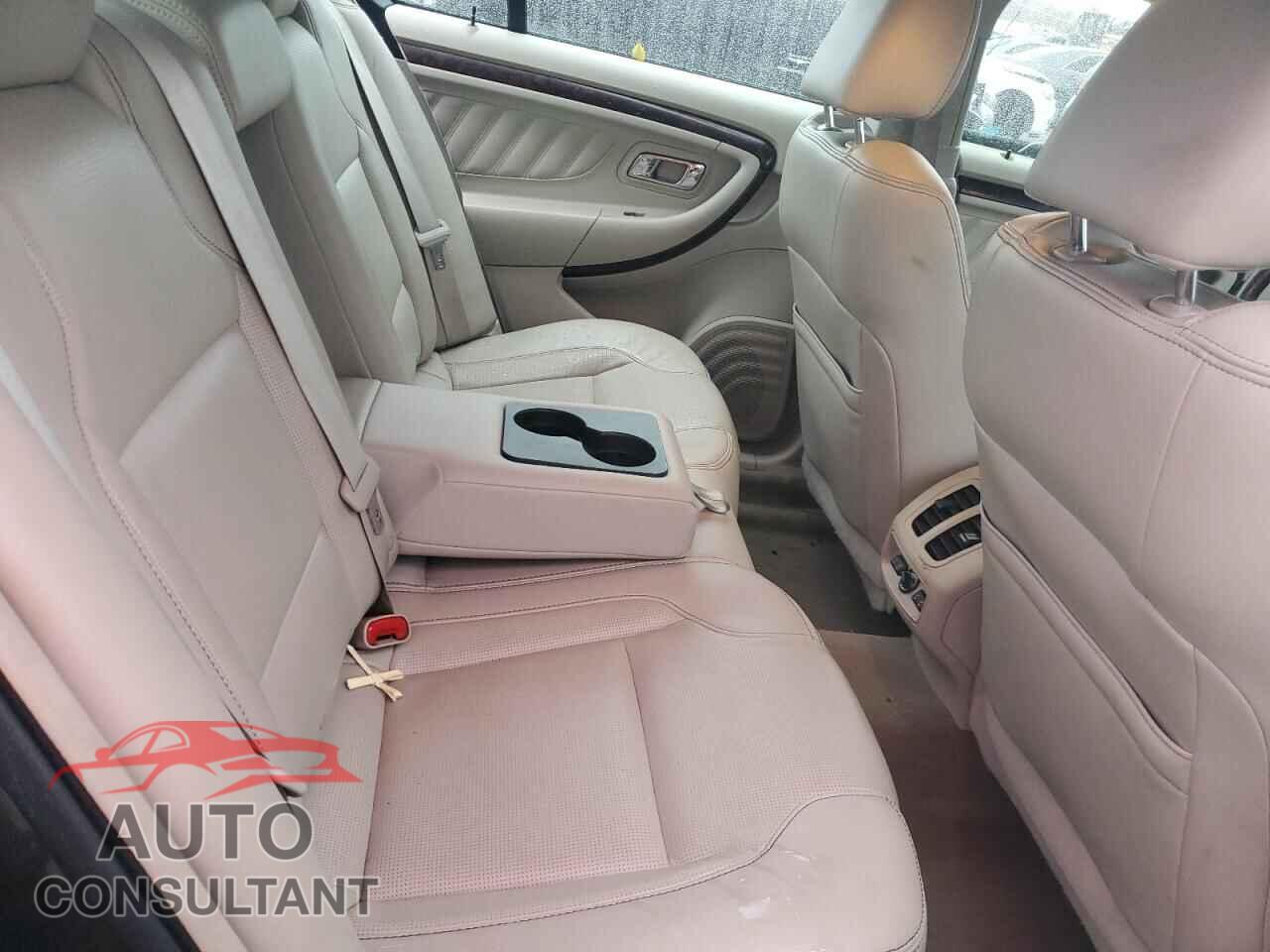 FORD TAURUS 2012 - 1FAHP2FW1CG117836