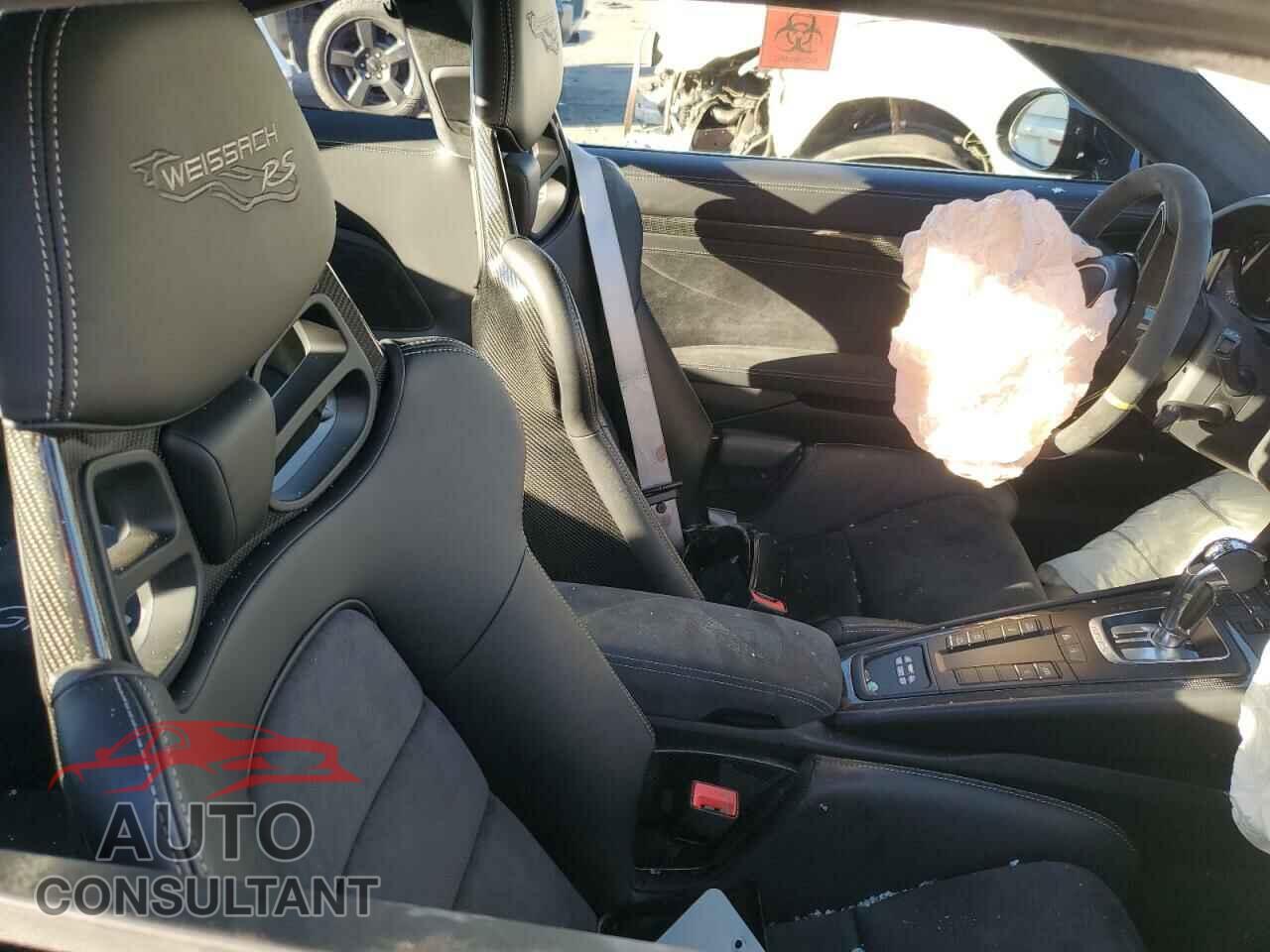 PORSCHE 911 2018 - WP0AE2A99JS185430