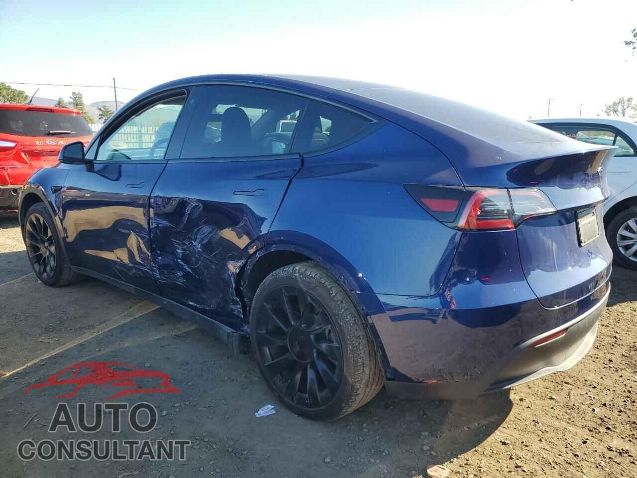 TESLA MODEL Y 2023 - 7SAYGDEE7PF676678