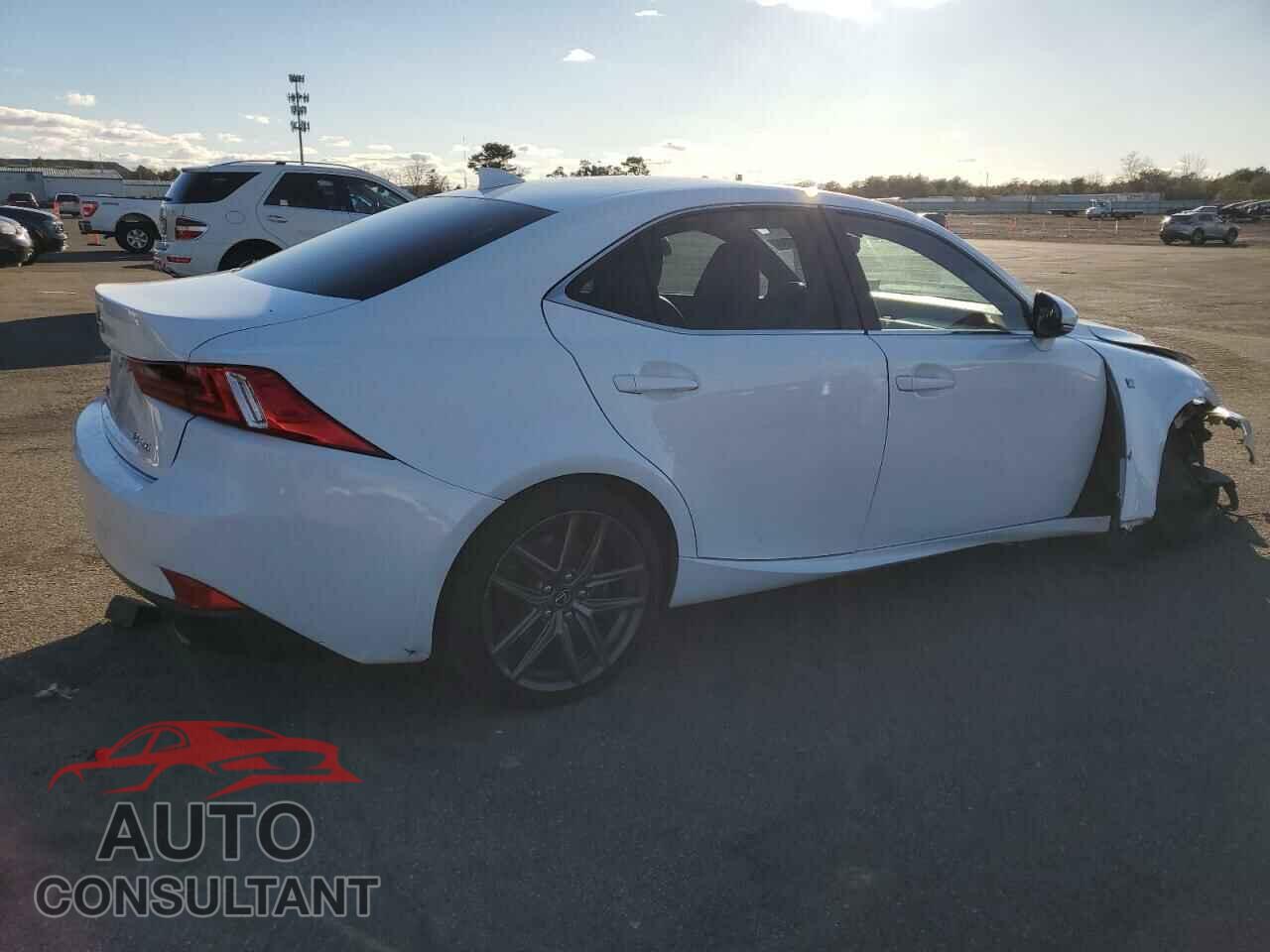 LEXUS IS 2015 - JTHBE1D28F5015772