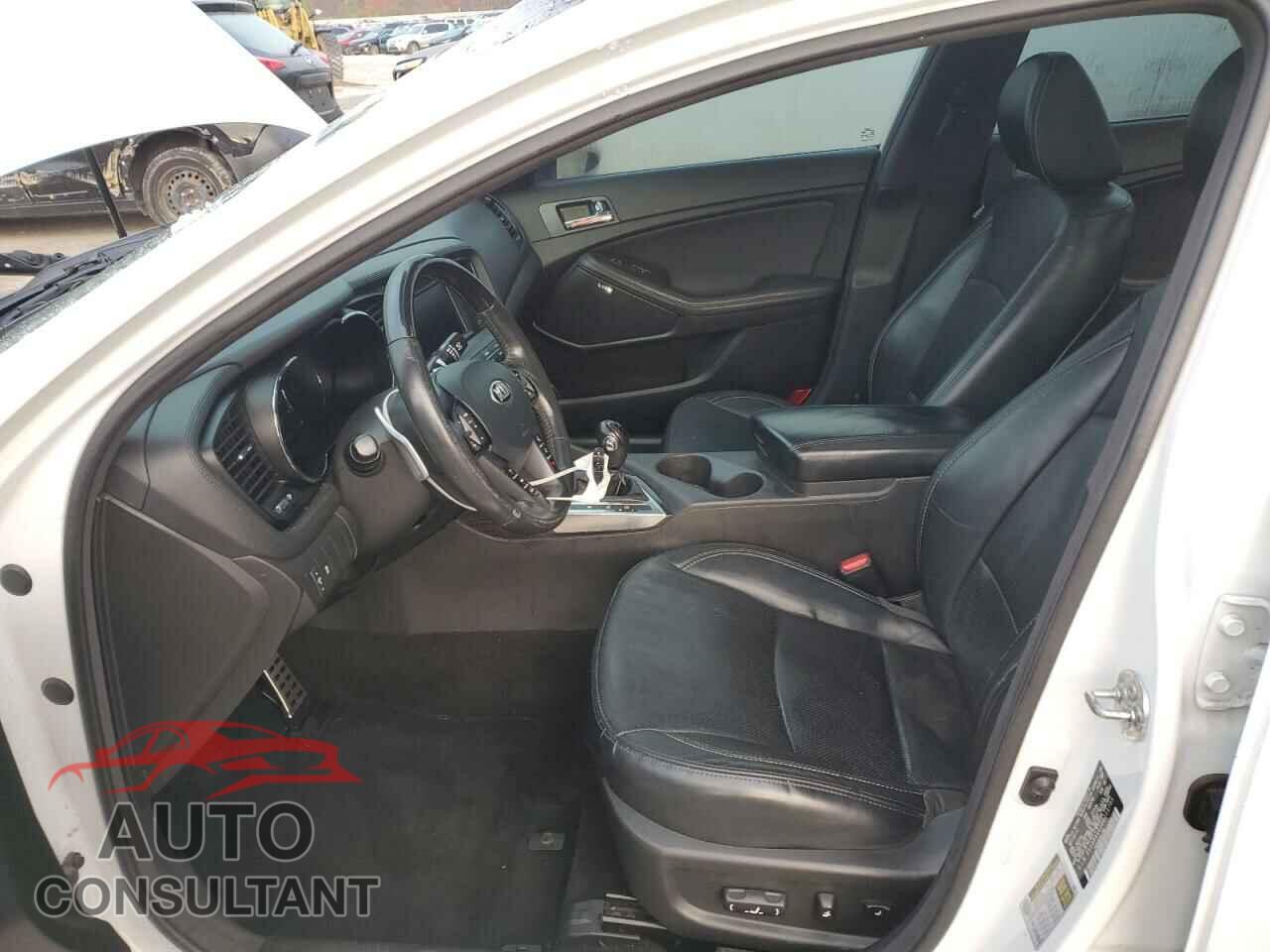 KIA OPTIMA 2013 - 5XXGR4A6XDG219745