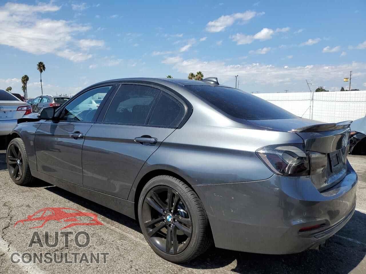 BMW 3 SERIES 2018 - WBA8B9C59JEE81833