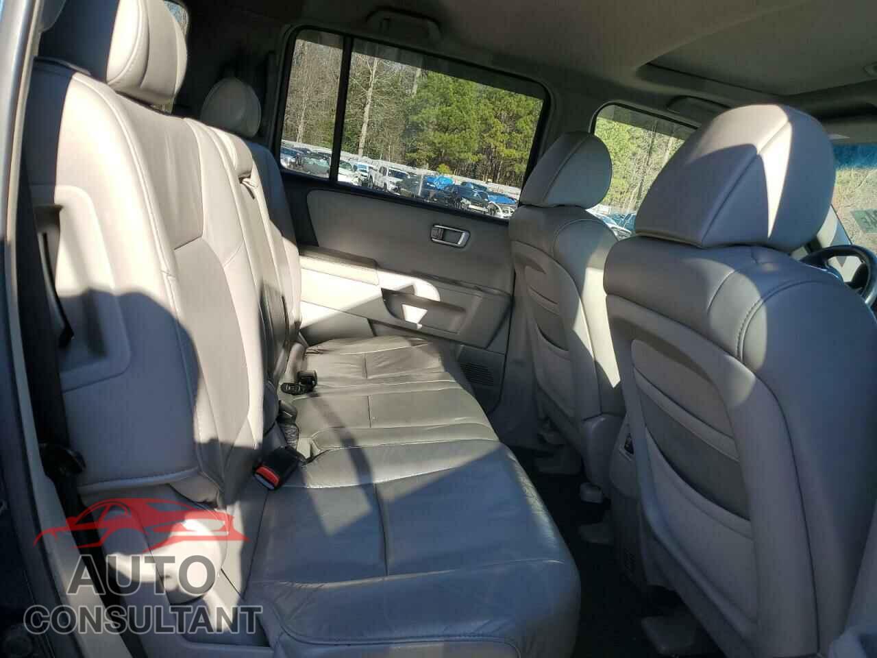 HONDA PILOT 2009 - 5FNYF48539B044128