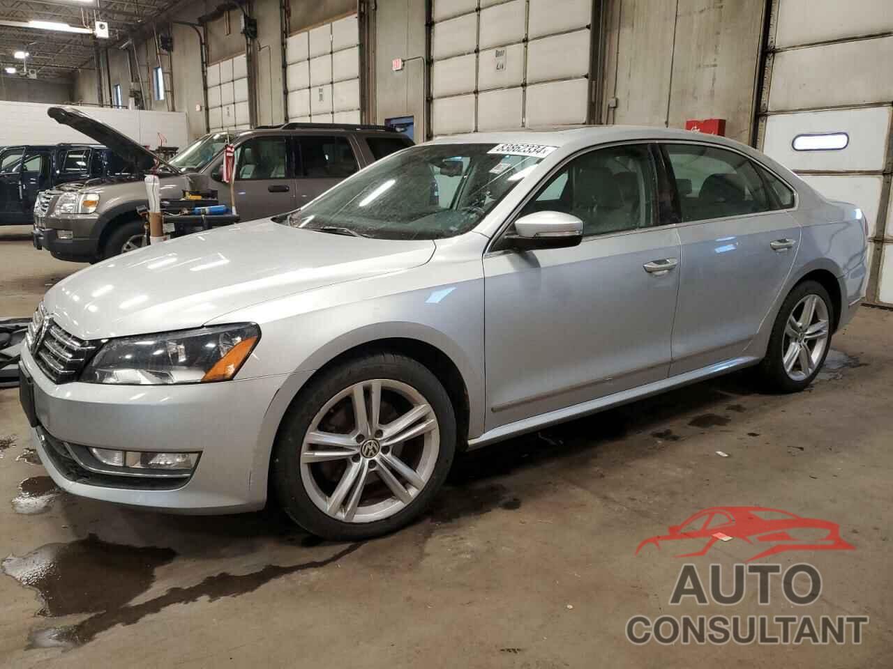 VOLKSWAGEN PASSAT 2013 - 1VWCM7A32DC115462