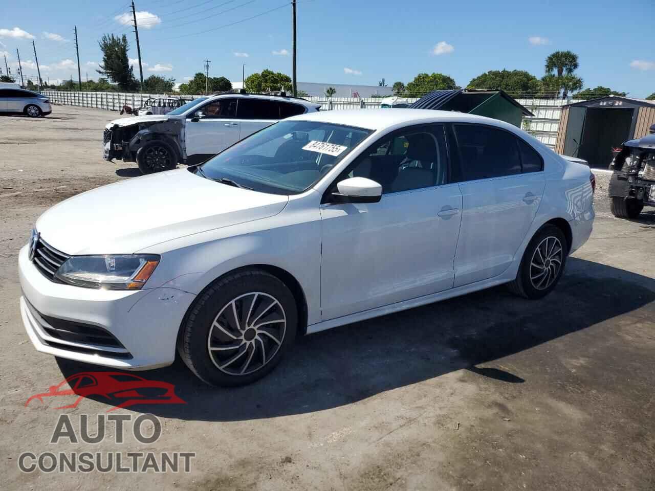 VOLKSWAGEN JETTA 2017 - 3VW2B7AJXHM329152