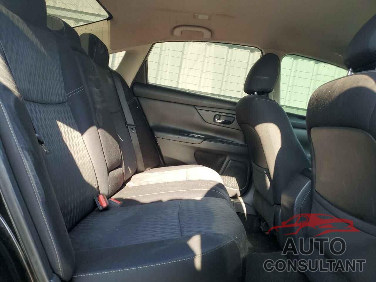 NISSAN ALTIMA 2018 - 1N4AL3AP4JC164303