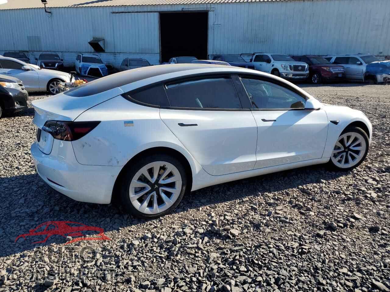 TESLA MODEL 3 2022 - 5YJ3E1EA0NF302595