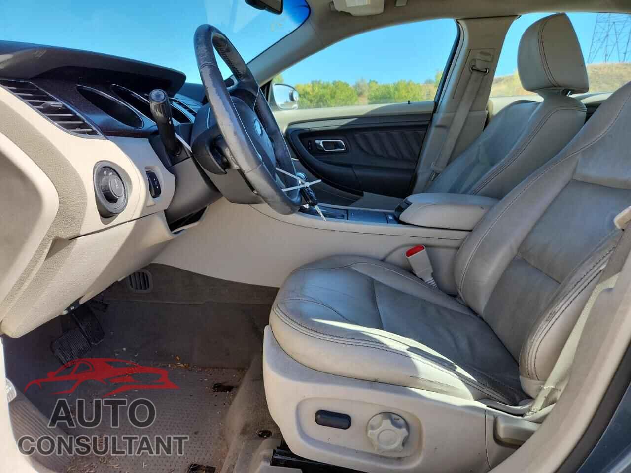 FORD TAURUS 2010 - 1FAHP2EWXAG118207