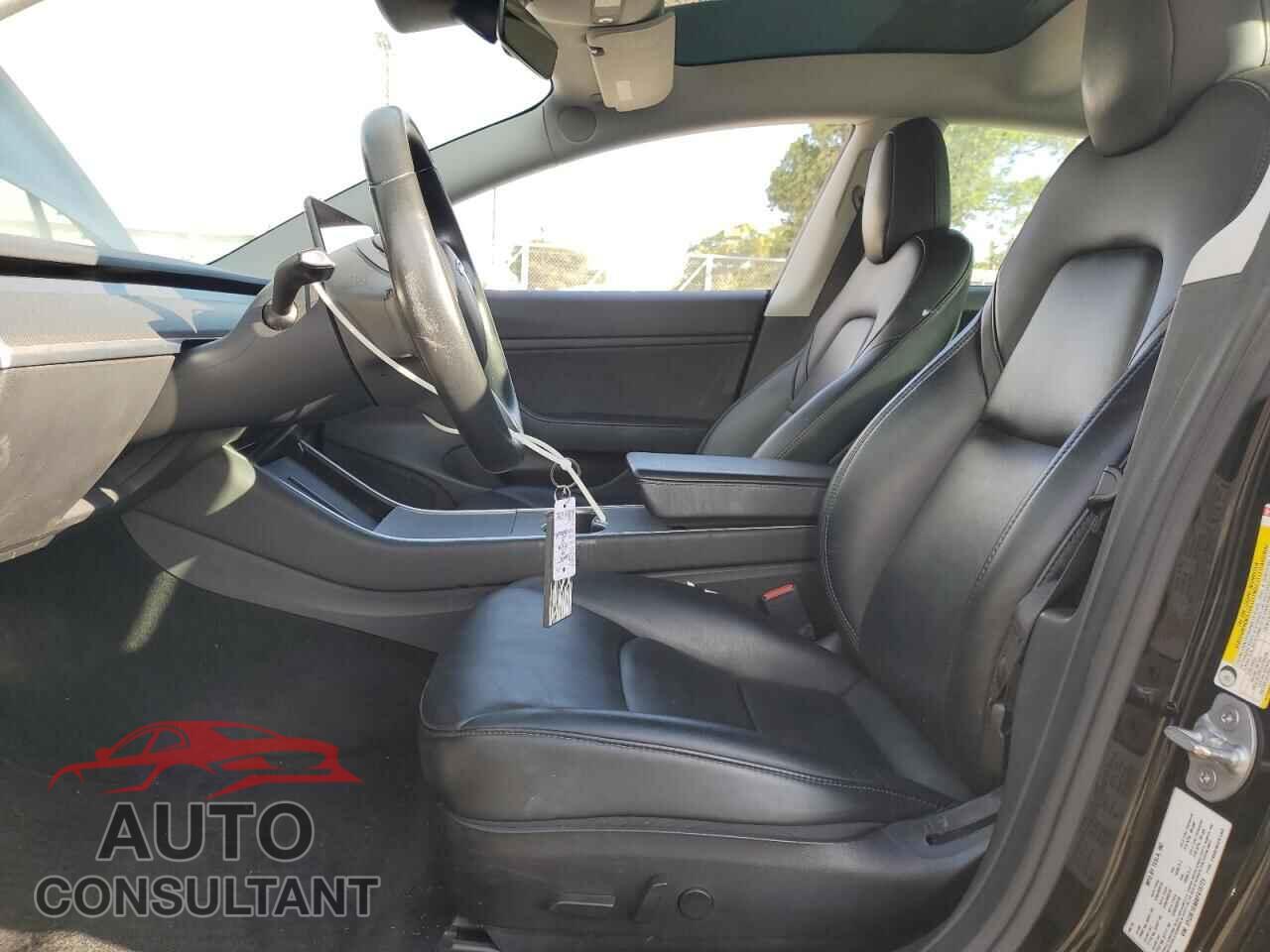 TESLA MODEL 3 2019 - 5YJ3E1EA6KF415723