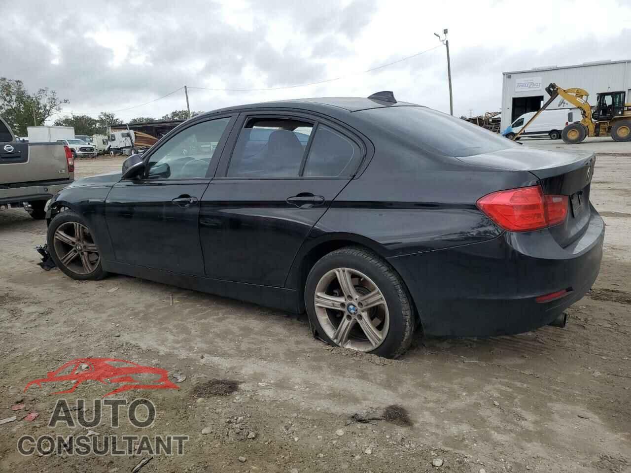 BMW 3 SERIES 2014 - WBA3B1C54EK131428