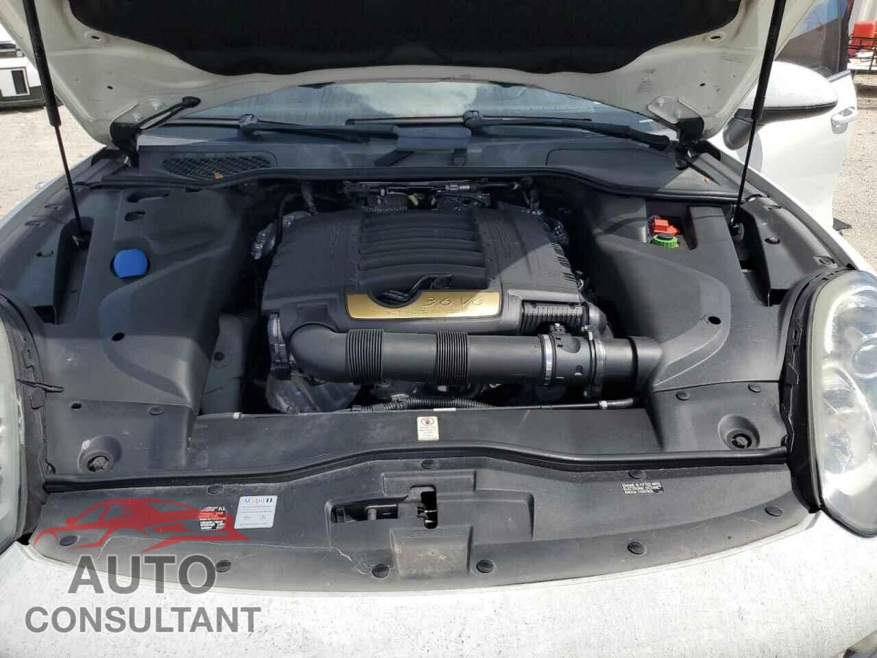 PORSCHE CAYENNE 2016 - WP1AA2A25GKA09884