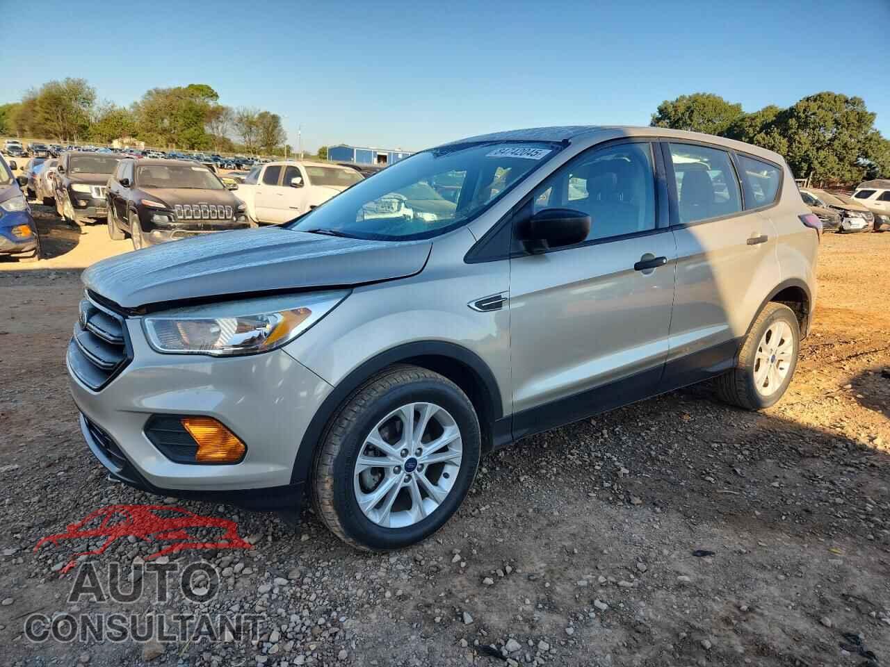 FORD ESCAPE 2017 - 1FMCU0F78HUE20854