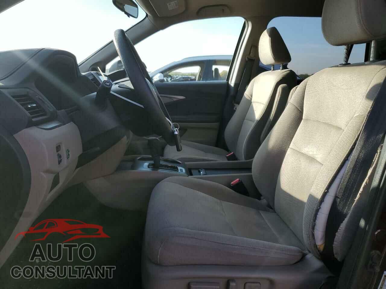 HONDA PILOT 2016 - 5FNYF5H31GB058126