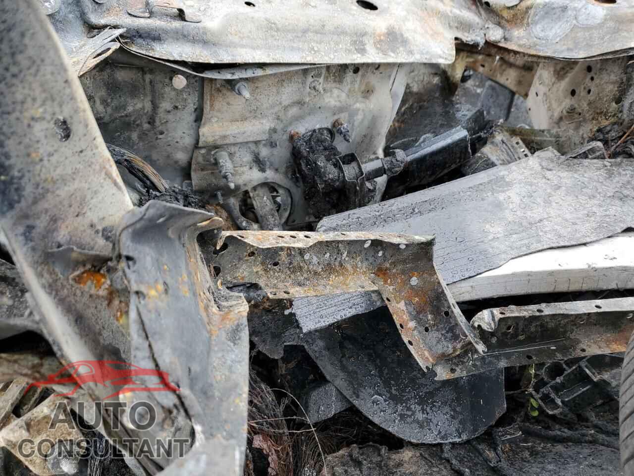 TESLA MODEL 3 2024 - 5YJ3E1EB0RF812637