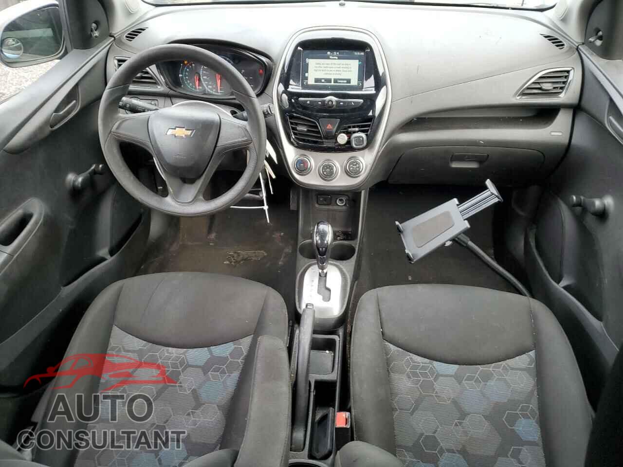 CHEVROLET SPARK 2018 - KL8CB6SA2JC445204