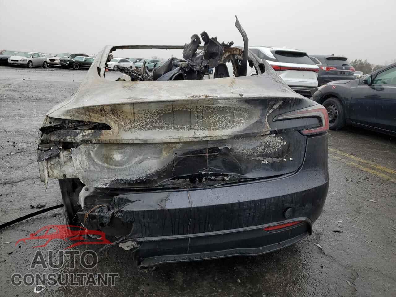 TESLA MODEL 3 2024 - 5YJ3E1EB0RF812637