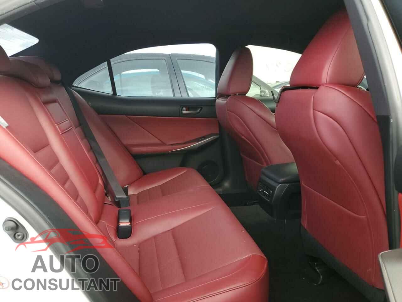 LEXUS IS 2017 - JTHBA1D24H5045849