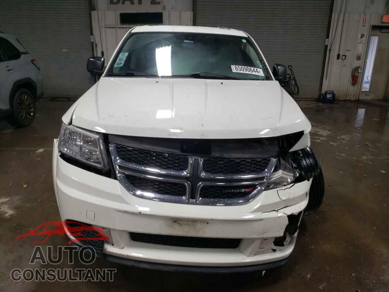 DODGE JOURNEY 2015 - 3C4PDCAB2FT692326