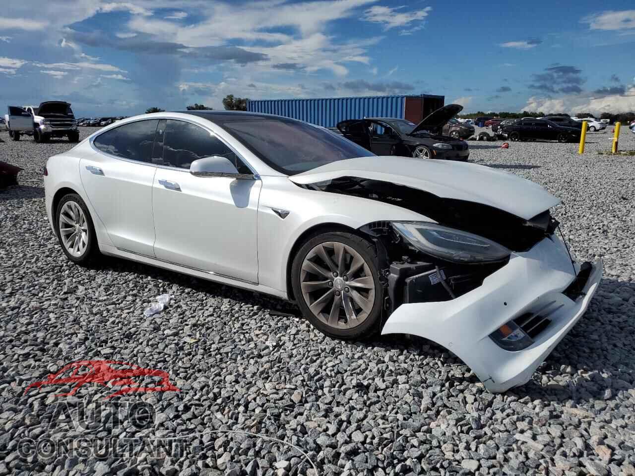 TESLA MODEL S 2020 - 5YJSA1E20LF351485