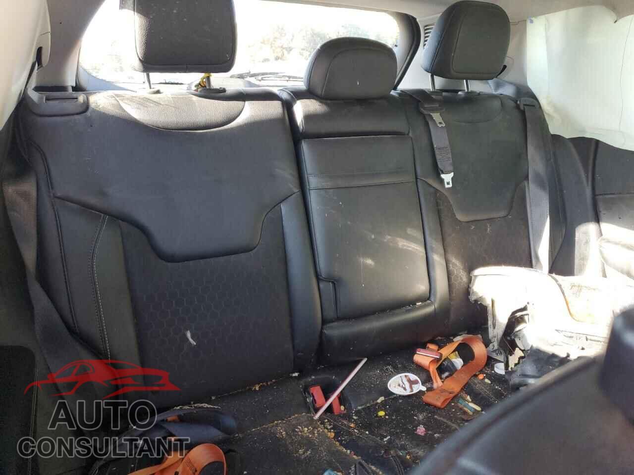 JEEP COMPASS 2017 - 3C4NJDBB9HT646757