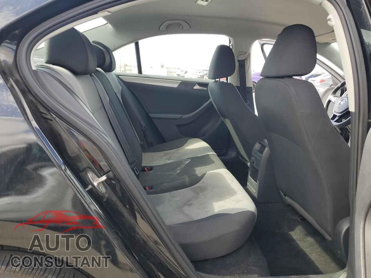VOLKSWAGEN JETTA 2017 - 3VW2B7AJ3HM389452