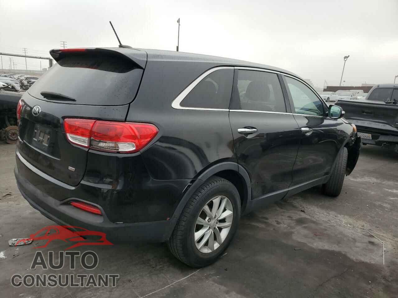 KIA SORENTO 2017 - 5XYPG4A33HG331560