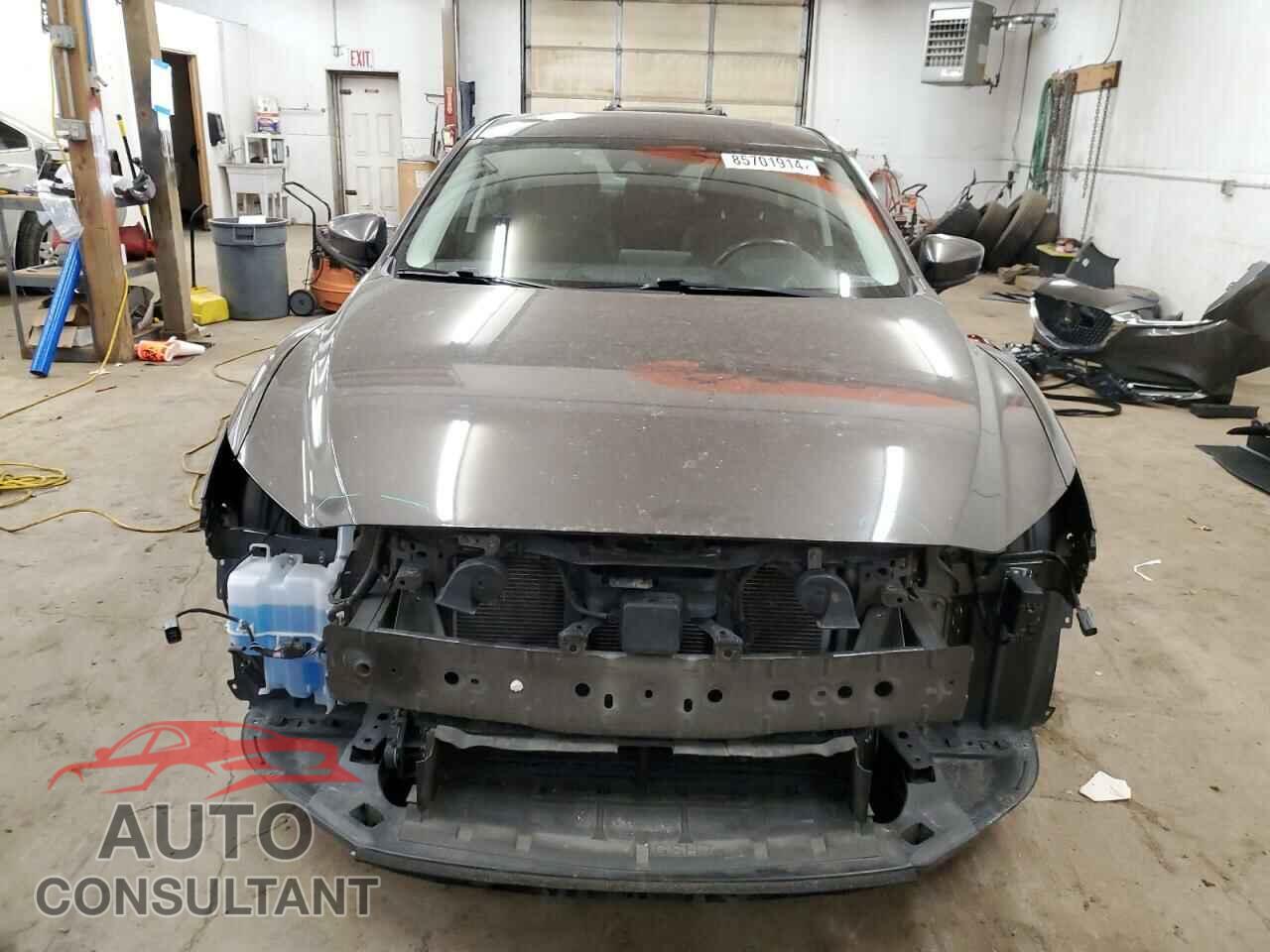 MAZDA 6 2018 - JM1GL1VM7J1323741