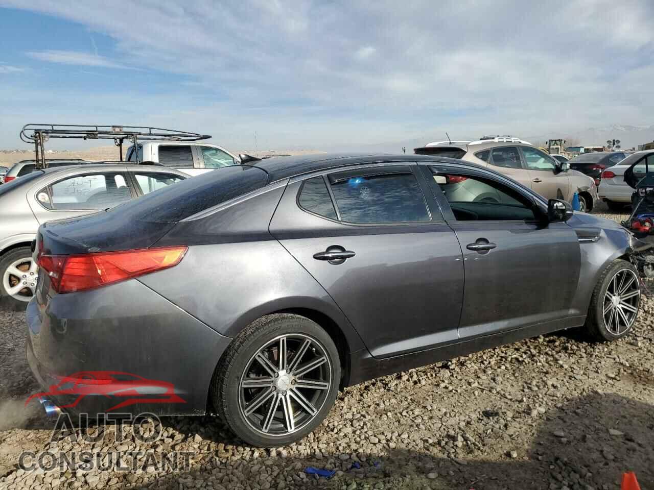 KIA OPTIMA 2011 - KNAGN4A73B5128237