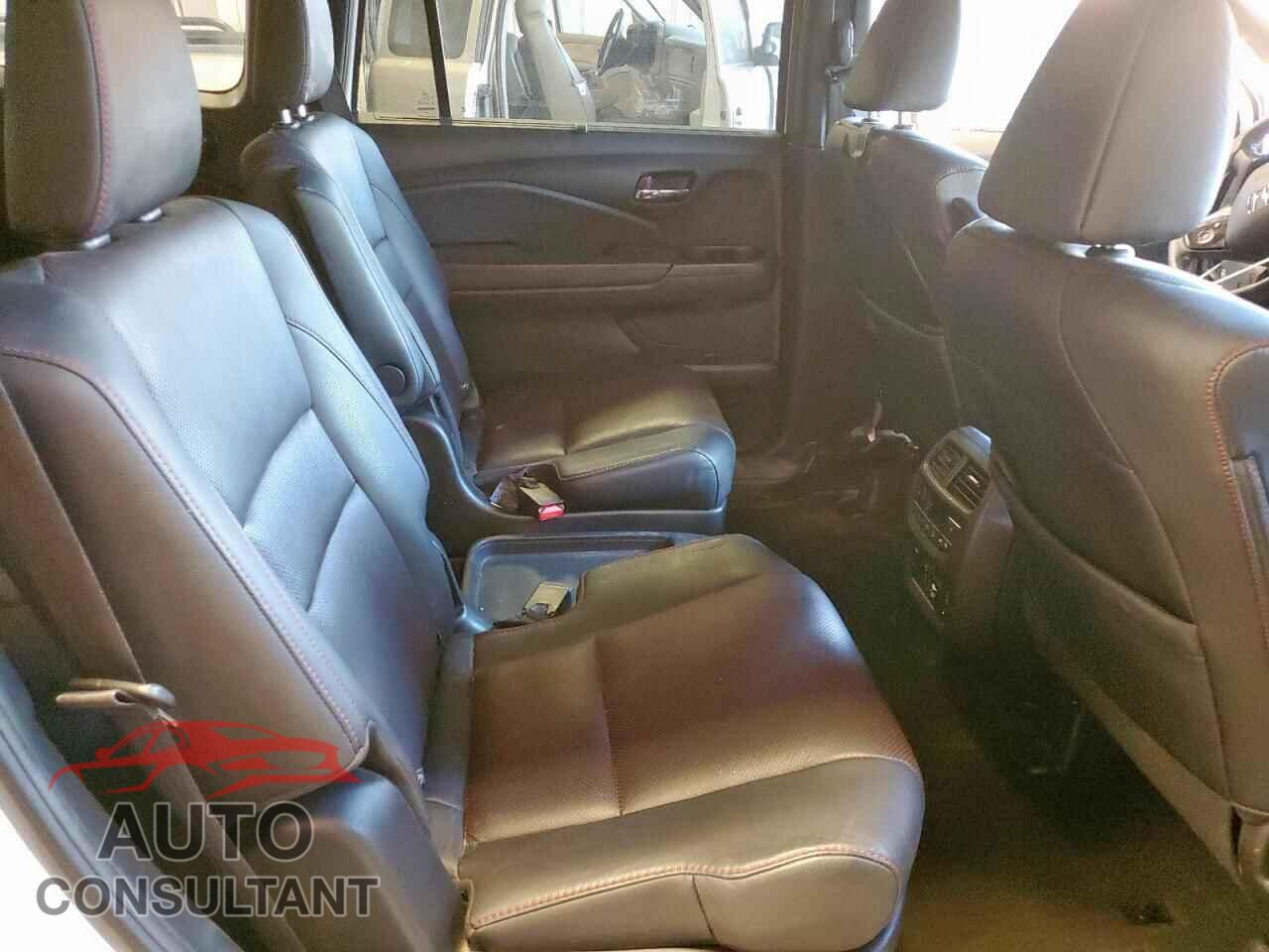 HONDA PILOT 2021 - 5FNYF6H78MB063022