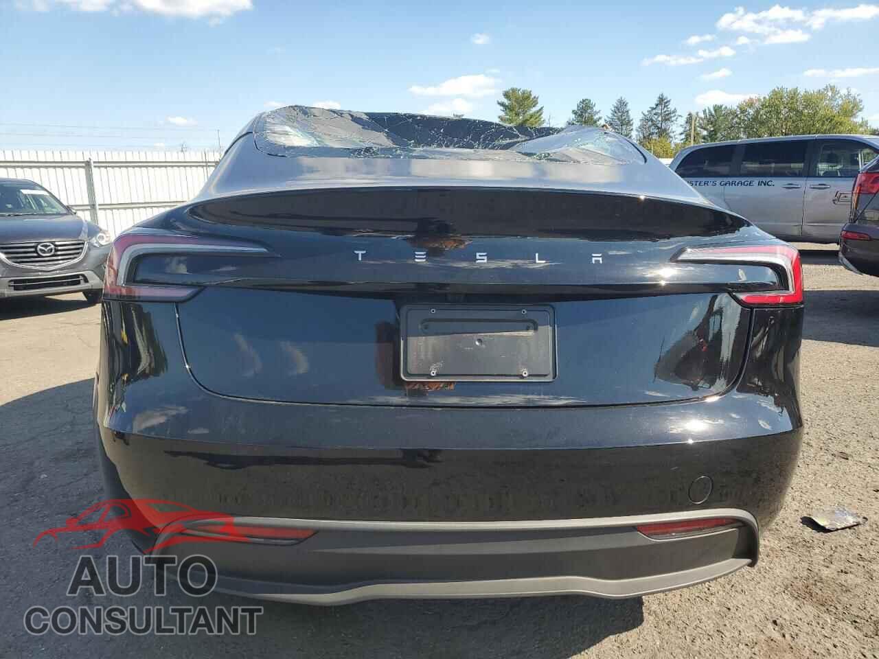 TESLA MODEL 3 2024 - 5YJ3E1EA9RF765874
