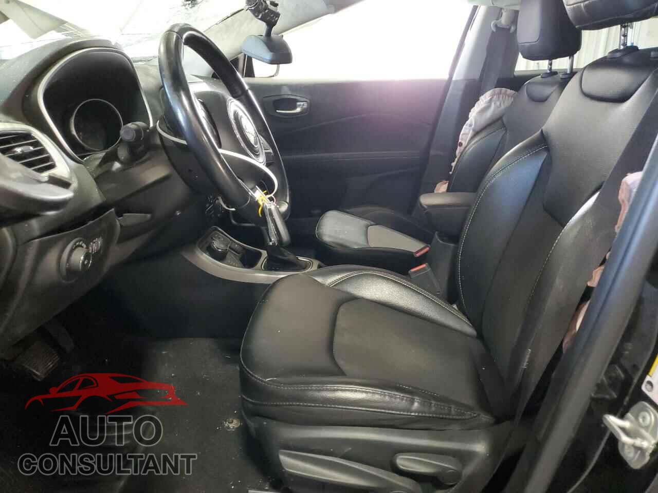 JEEP COMPASS 2020 - 3C4NJDBB4LT197299