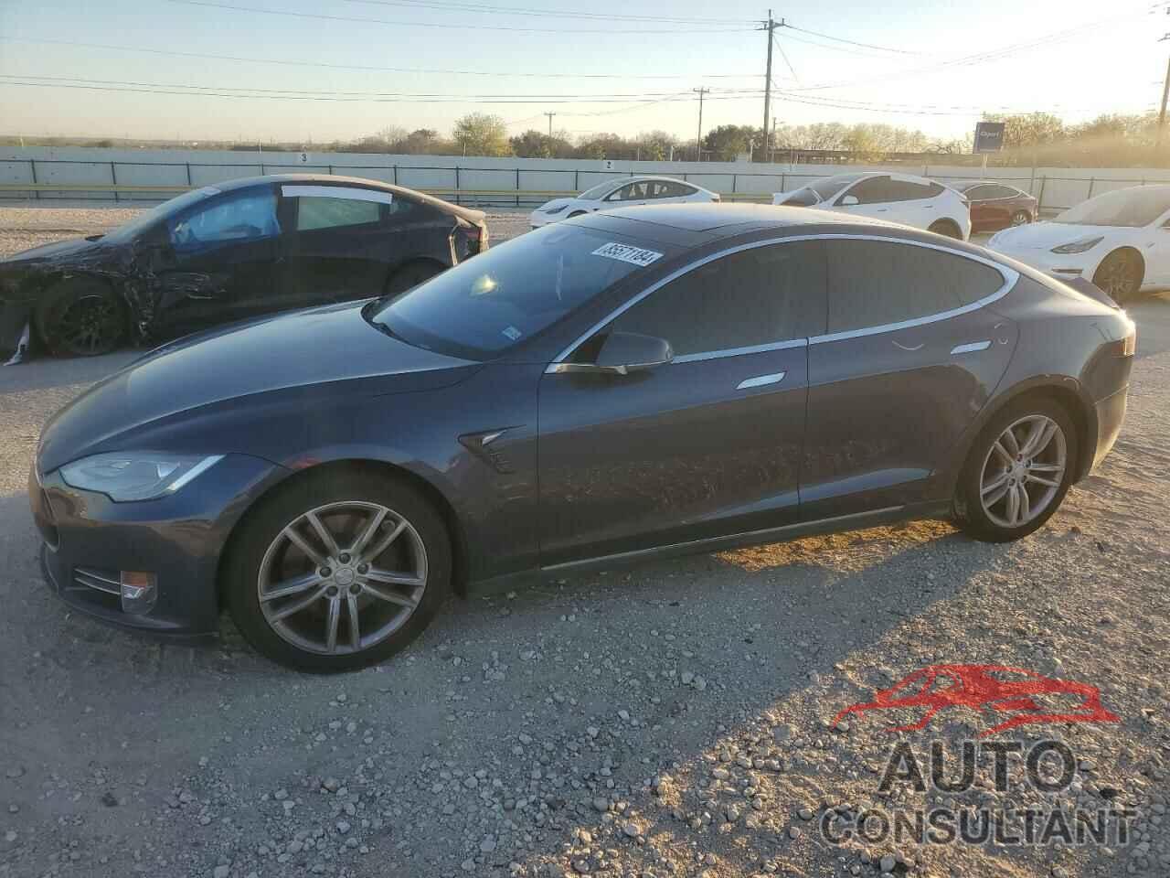 TESLA MODEL S 2014 - 5YJSA1S14EFP52794