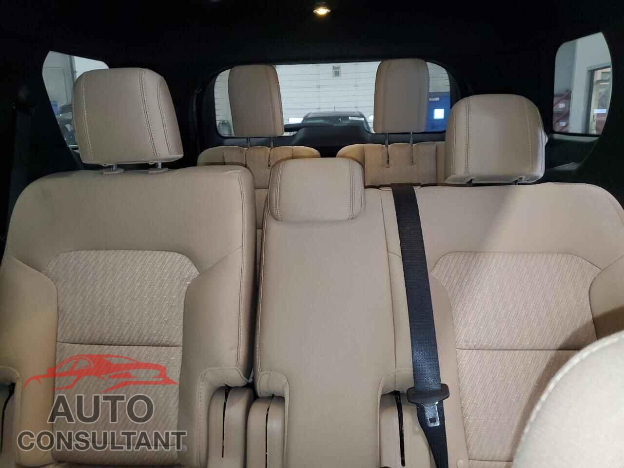 FORD EXPLORER 2017 - 1FM5K8BH6HGA33813