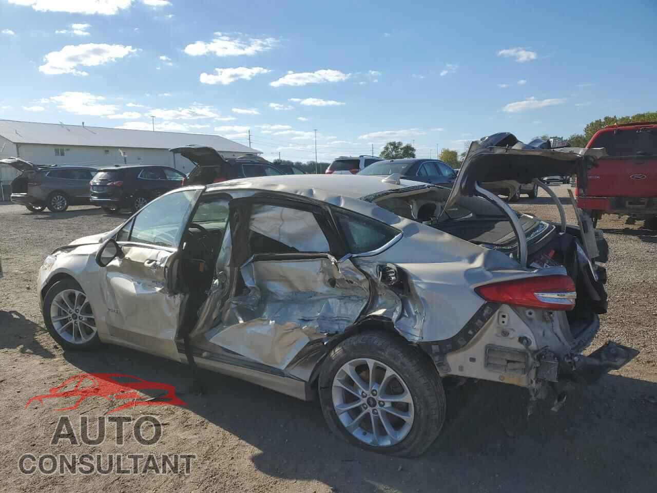 FORD FUSION 2019 - 3FA6P0LU5KR183909