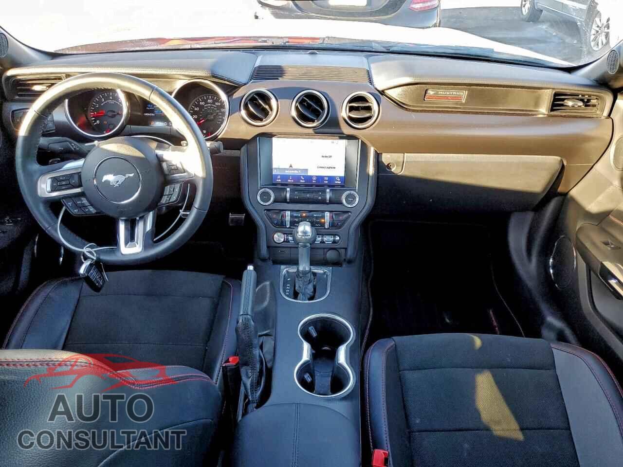 FORD MUSTANG 2020 - 1FA6P8CF0L5122875