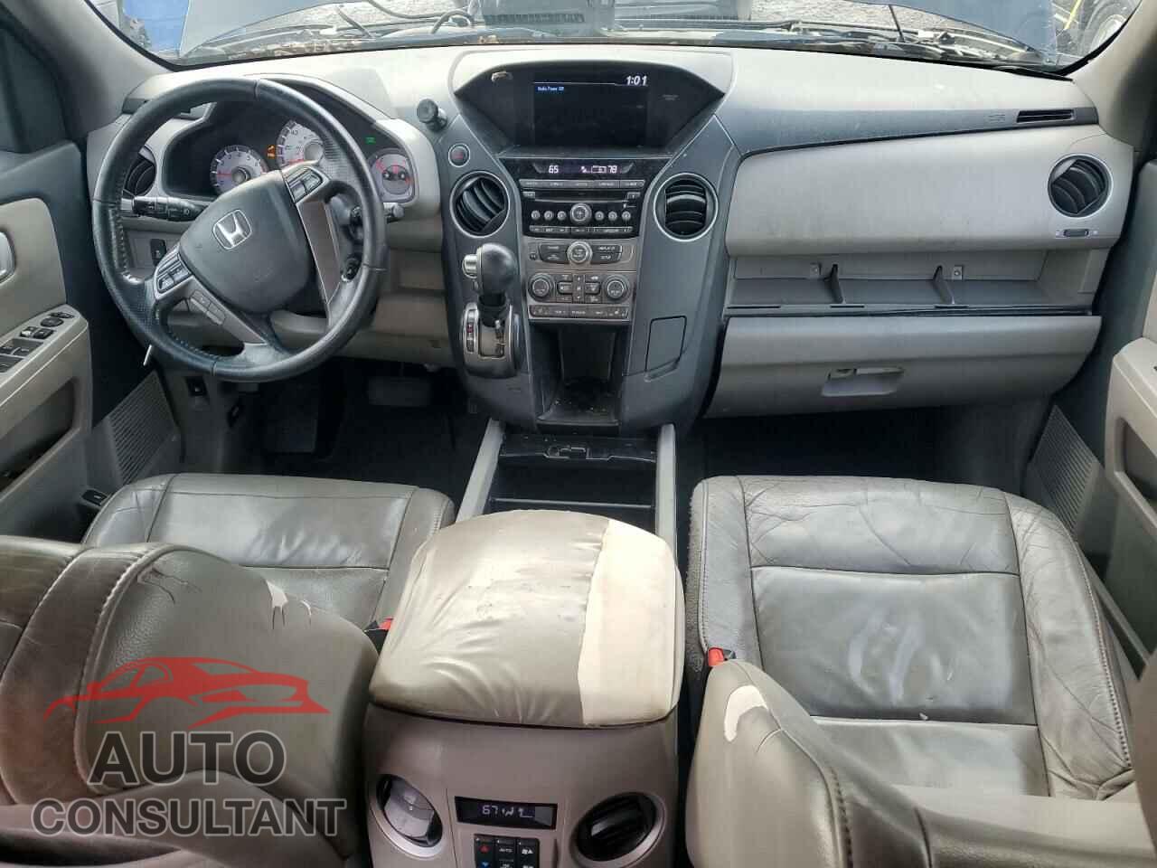 HONDA PILOT 2015 - 5FNYF4H54FB022683