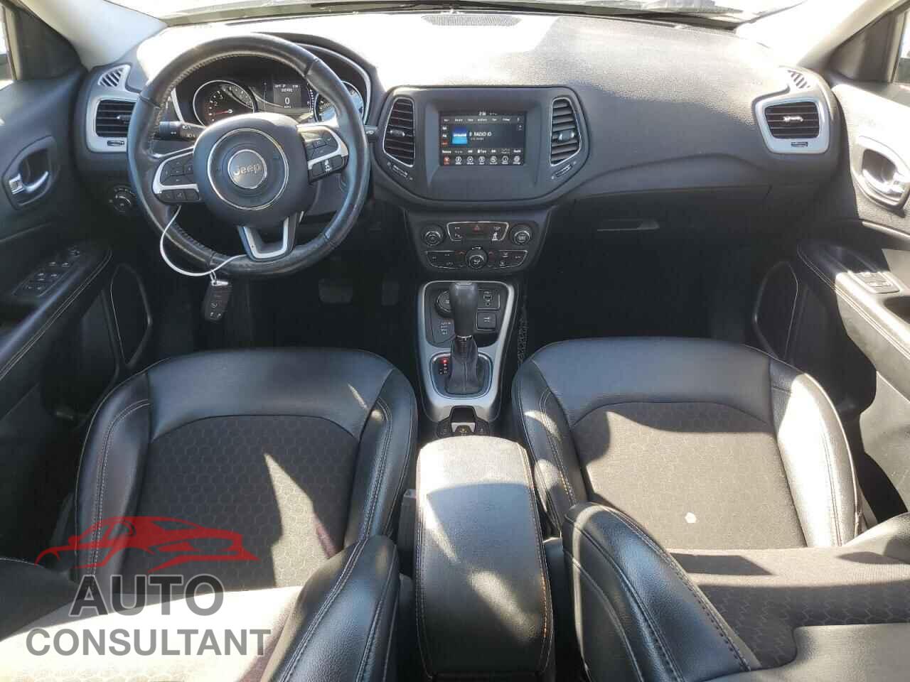 JEEP COMPASS 2020 - 3C4NJDBB2LT160252