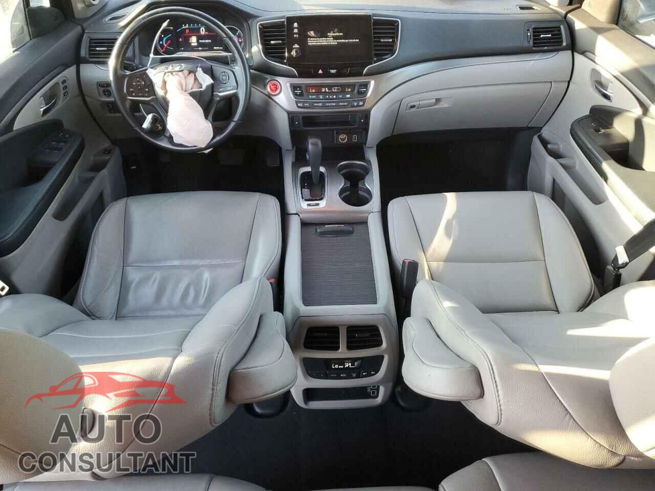 HONDA PILOT 2019 - 5FNYF5H52KB042172