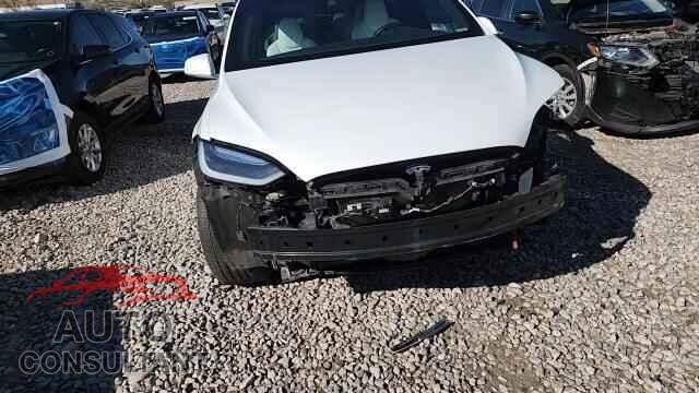 TESLA MODEL X 2016 - 5YJXCBE48GF031103