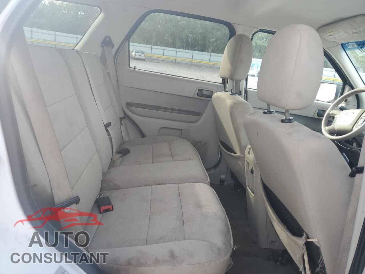 FORD ESCAPE 2010 - 1FMCU0D77AKD07515