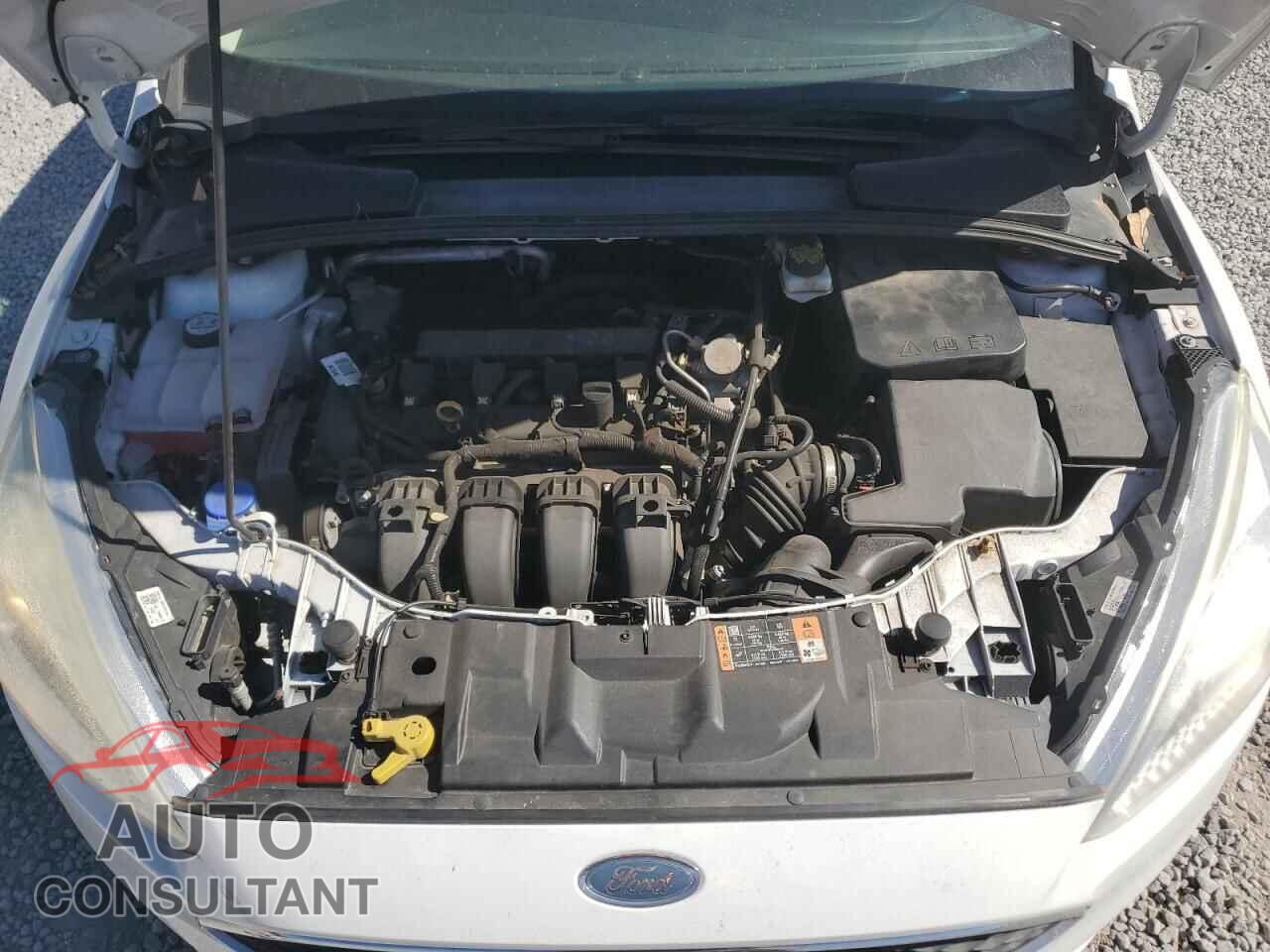 FORD FOCUS 2017 - 1FADP3K28HL296642